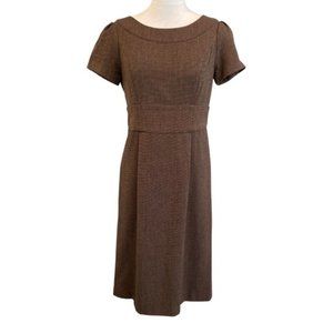 Adrienne Vittadini fitted stretchy dress with wide banded waist. Women's size 4